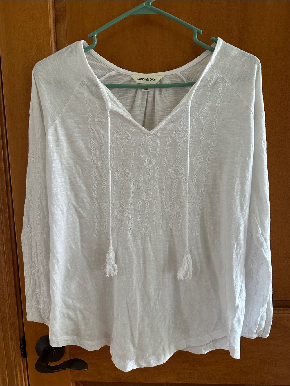 Lucky & Coco White Embroidered Cotton Peasant Blouse Boho Tassel Top Size S